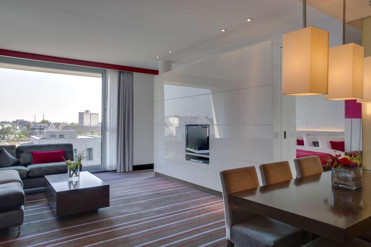 Radisson Blu Media Harbour Hotel, Hotel
