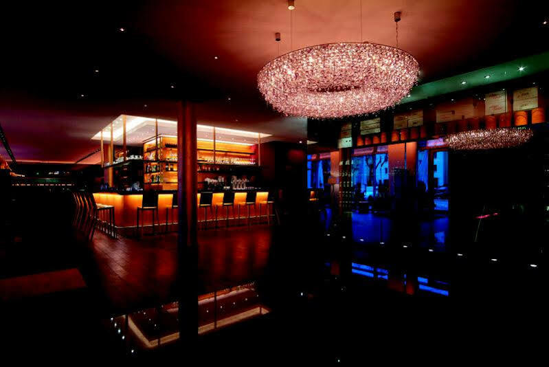 Radisson Blu Media Harbour Hotel, Hotel Düsseldorf