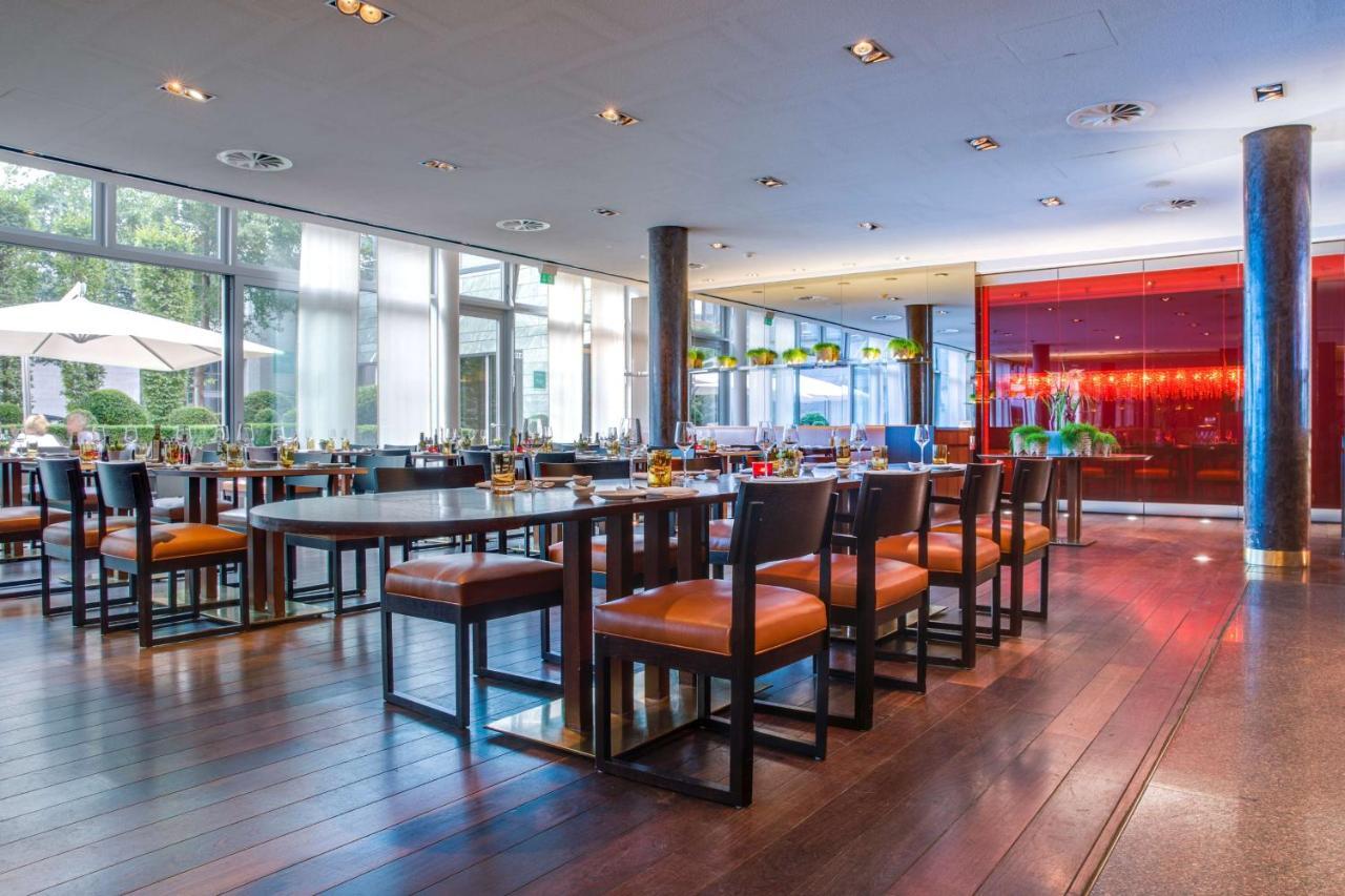 Radisson Blu Media Harbour Hotel, Hotel Düsseldorf