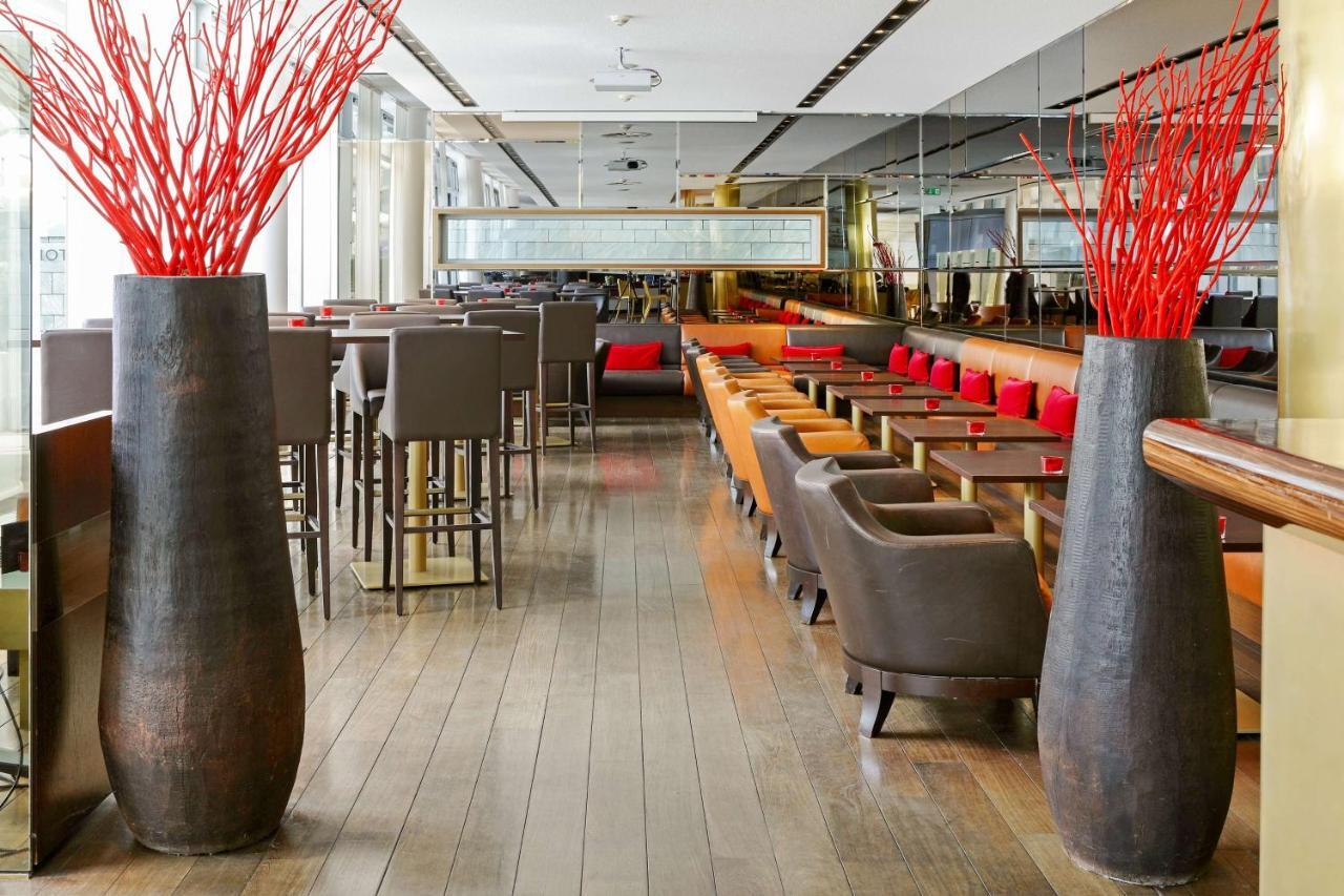 Radisson Blu Media Harbour Hotel, Hotel